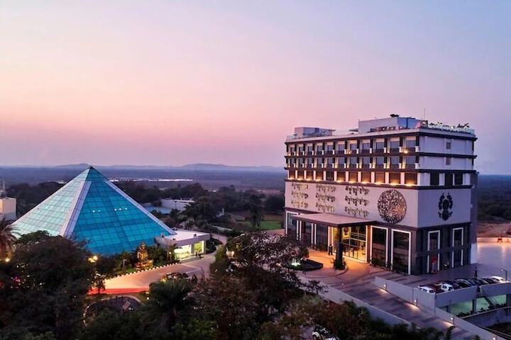 Muza hotels at eskay resorts (ex The E-Hotel)