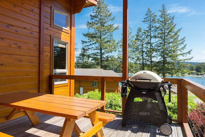 Terrace/Patio 19 of 33