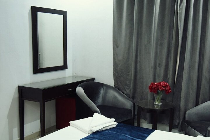 Hotel 42 of 117