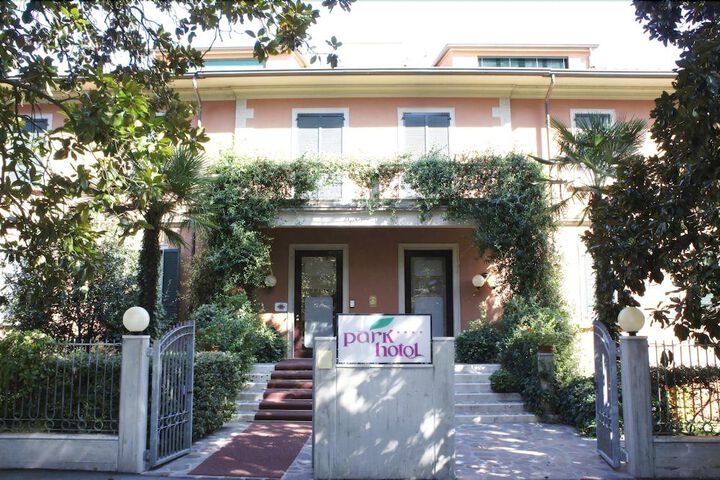 PARK HOTEL LE MAGNOLIE