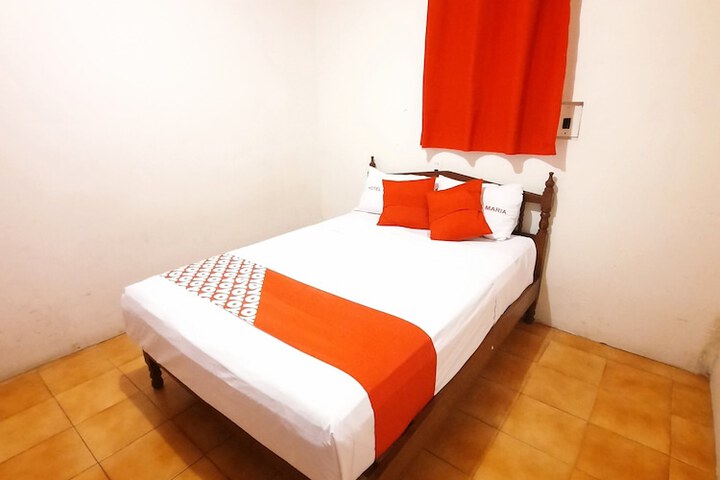 Room 12 of 25