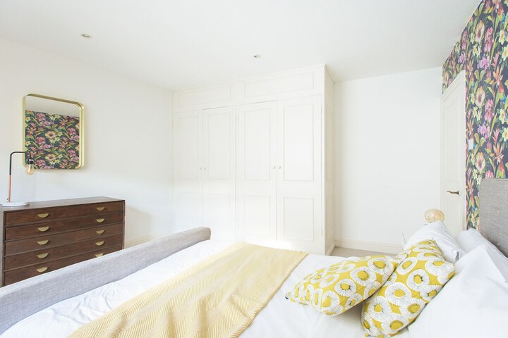 Room 13 of 29