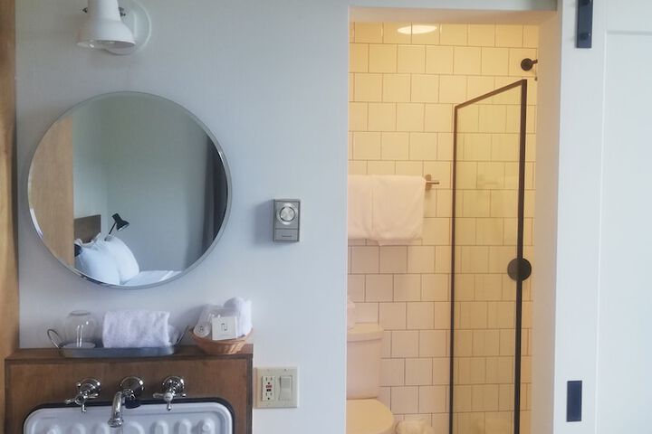 Bath Interior