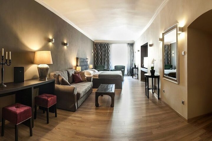 Room 14 of 55