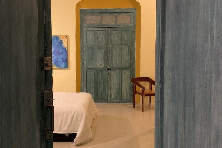 Room 3 of 12