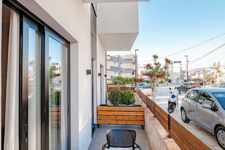 Terrace/Patio 36 of 72