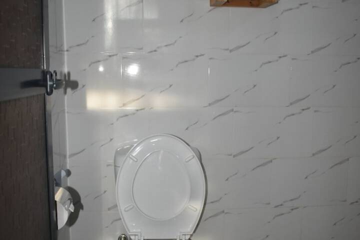 Room 12 of 31