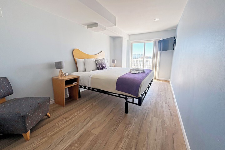 Room 84 of 258