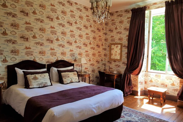 Room 10 of 61