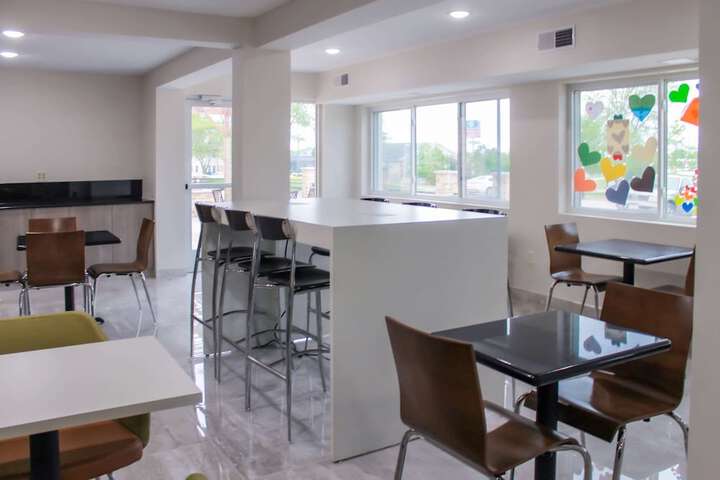 Breakfast area