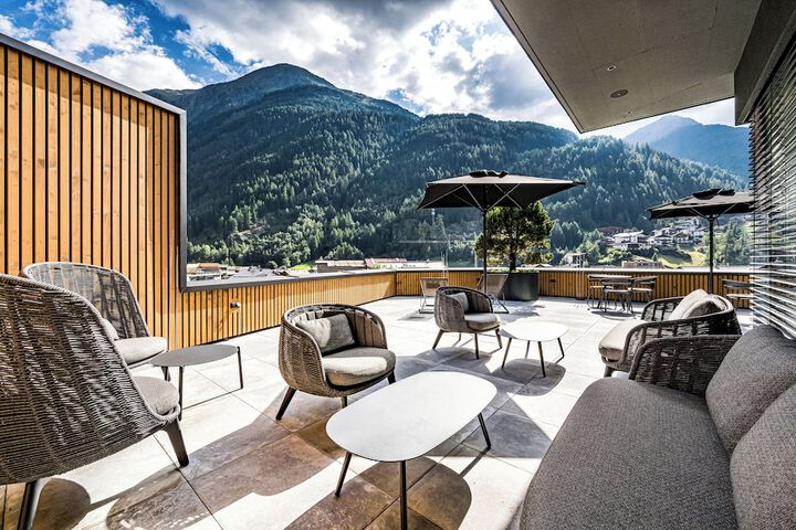 Terrace/Patio 29 of 65