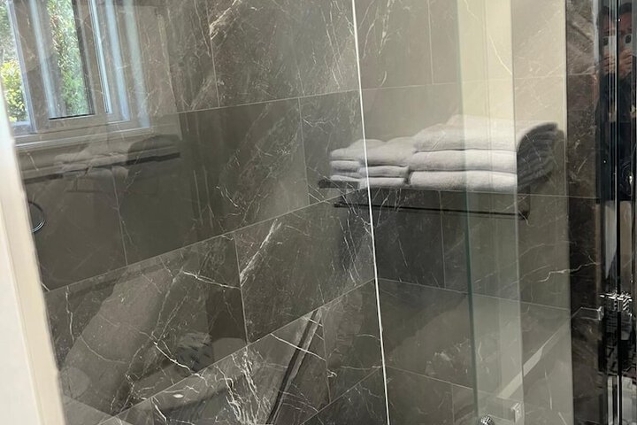 Room 8 of 13