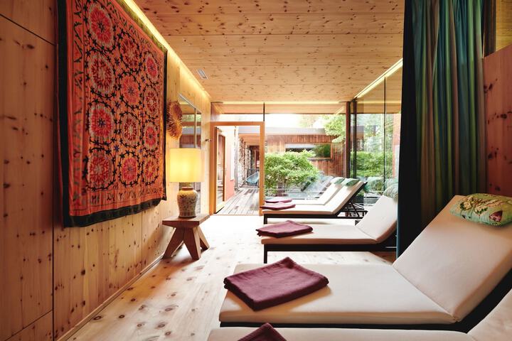 Spa 92 of 129