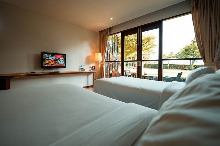 Room 3 of 26