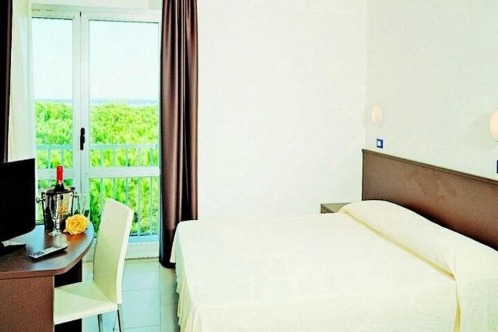 SOLARIA