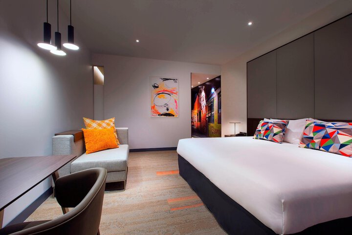 Room 15 of 115