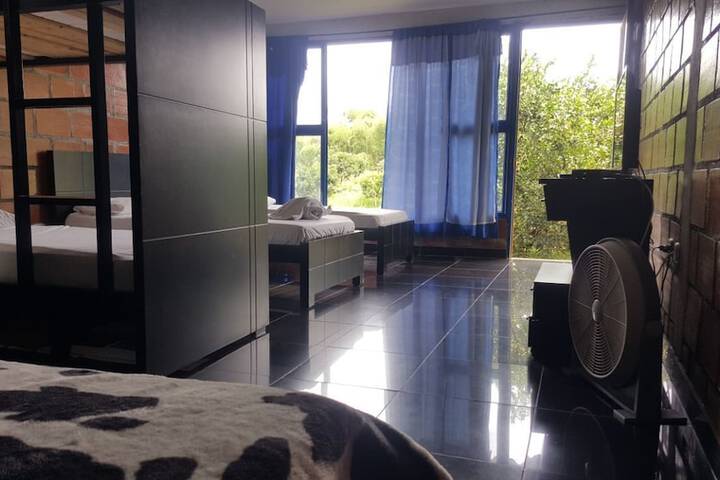 Room 22 of 39