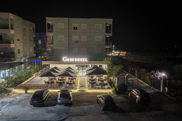Hotel 125 of 147