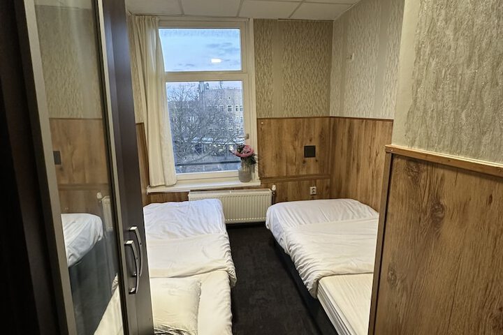 Room 11 of 56