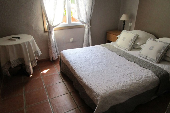 Room 10 of 44