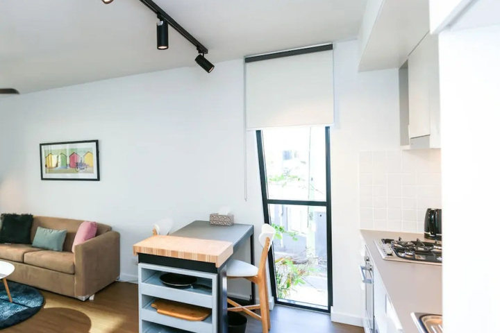 Vibrant Brisbane Inner City Living wifi & Netflix