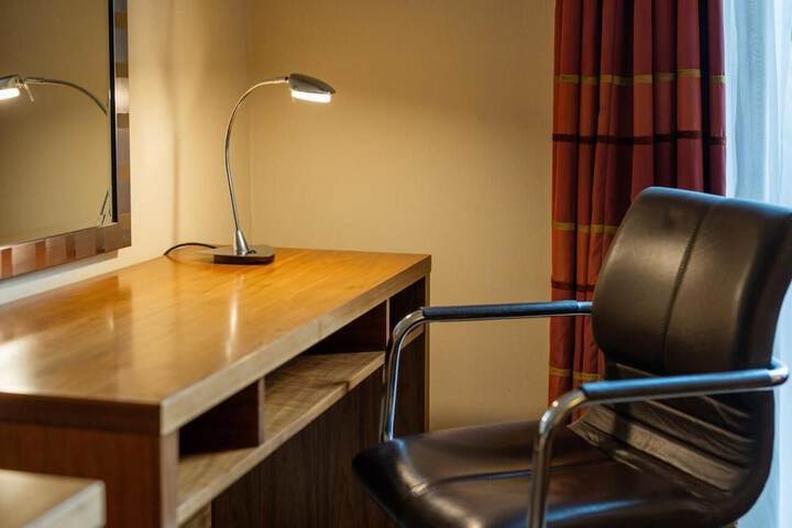 Room 19 of 36