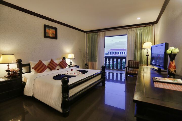 Room 15 of 73