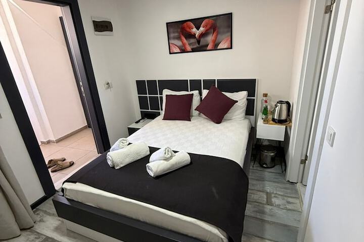 Room 36 of 65