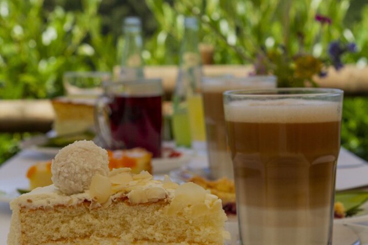Breakfast/Coffee Service 79 of 120