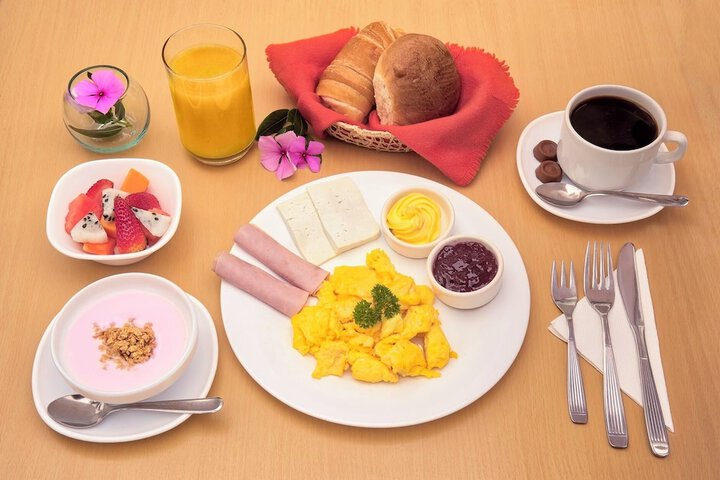 Breakfast/Coffee Service 19 of 30