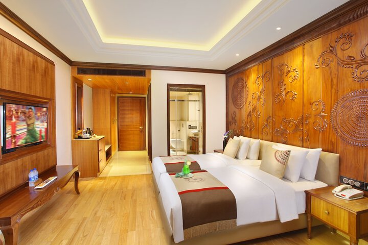 Room 13 of 71