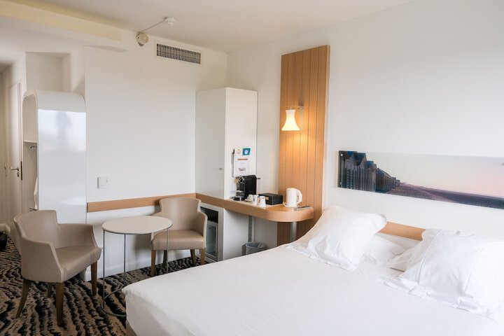 Room 20 of 62