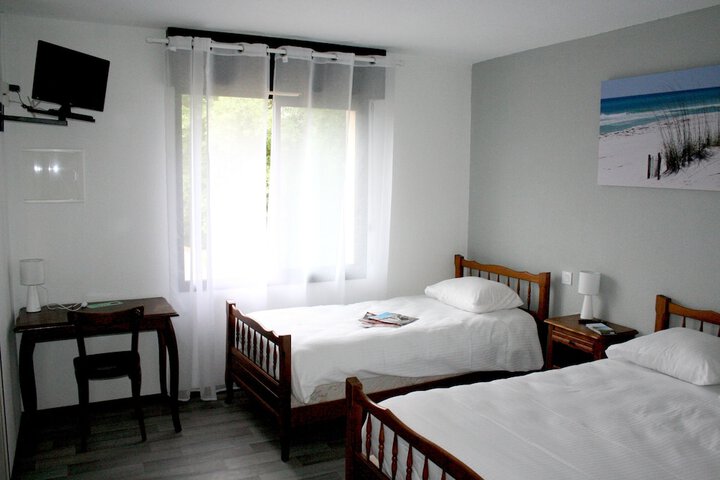 Room 3 of 25