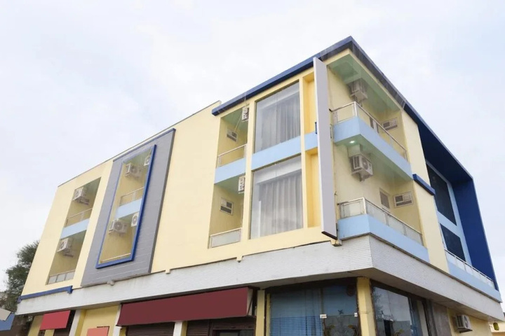 Adarsh Palace & Restaurant