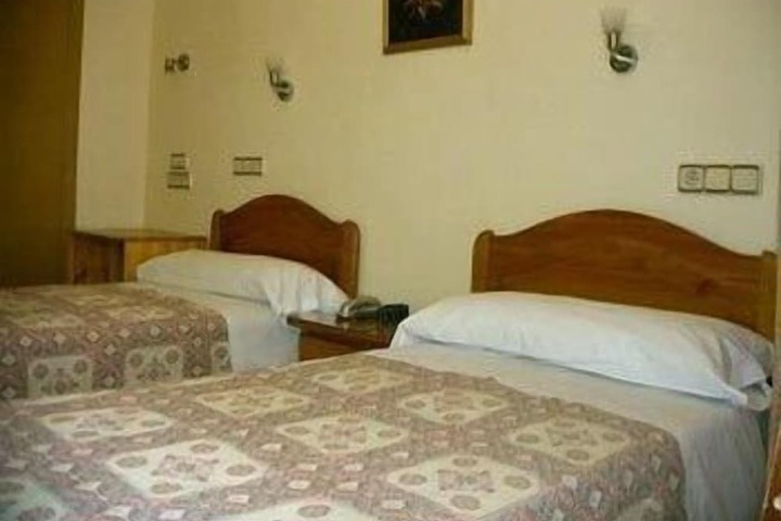 Room 7 of 23