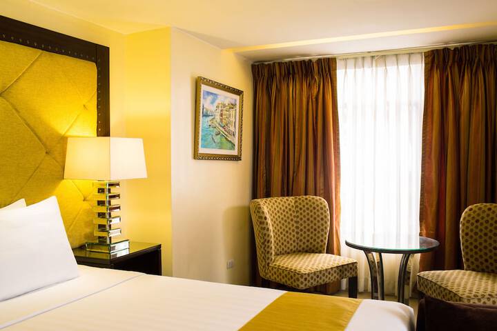 Room 22 of 61