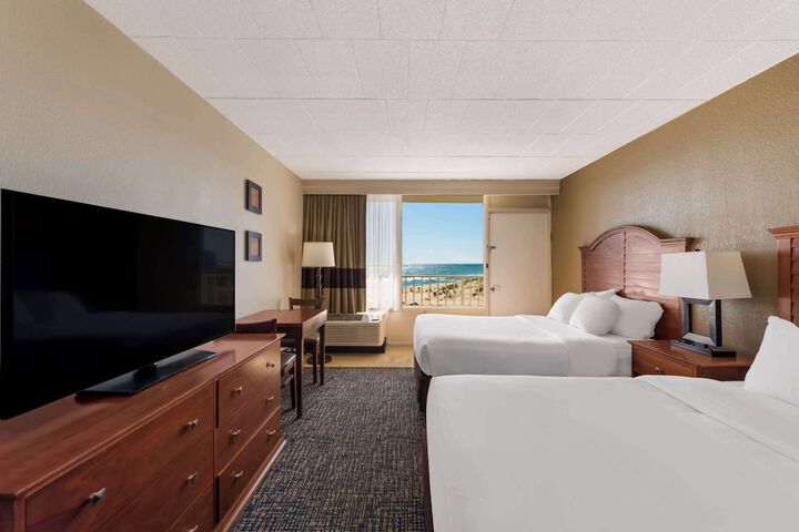 Room 27 of 65
