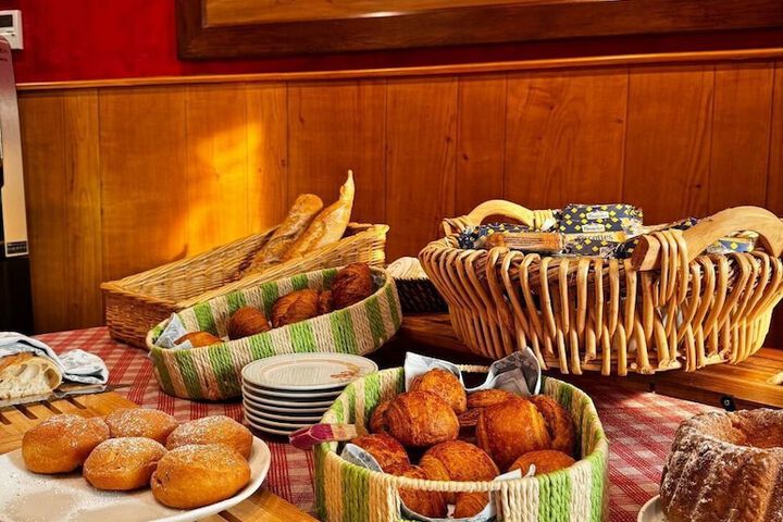 Dining Photos
