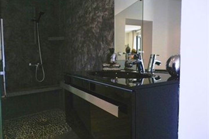 Room 3 of 14