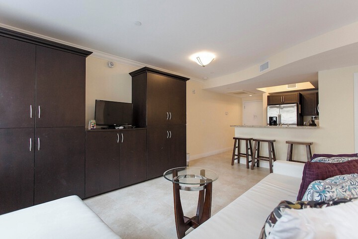 Room 93 of 129