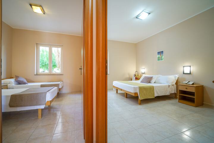 Room 7 of 39