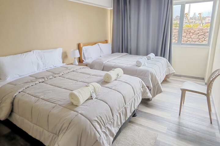 Room 44 of 214