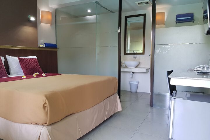 Room 12 of 44