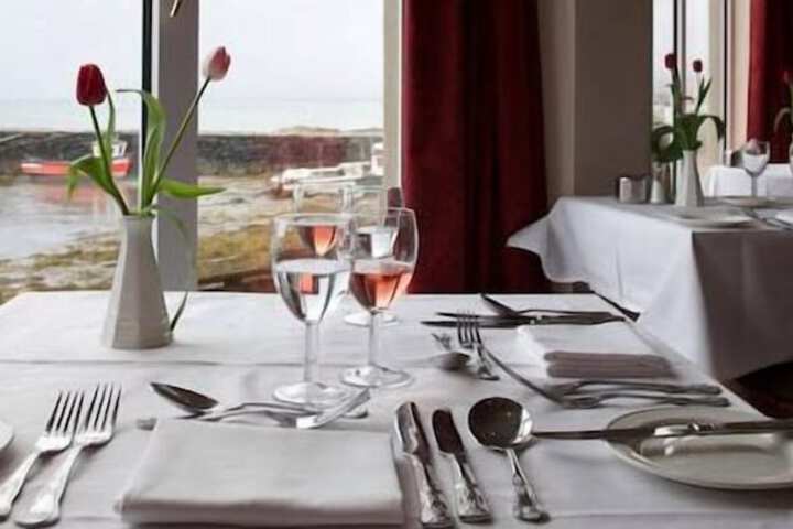 Dining 50 of 101
