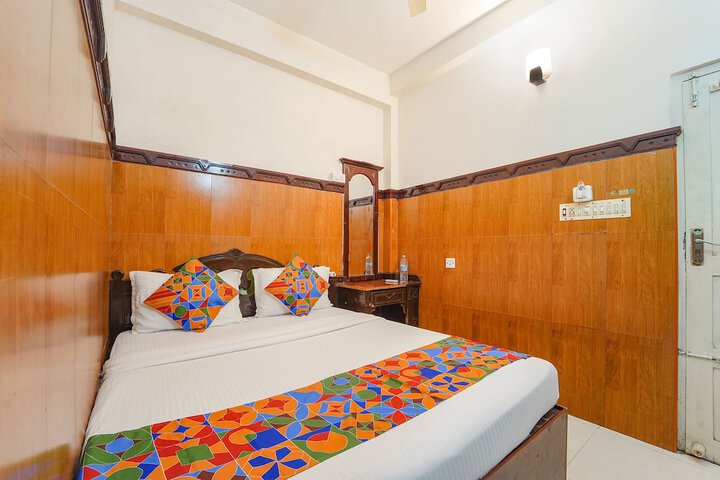 Room 13 of 22