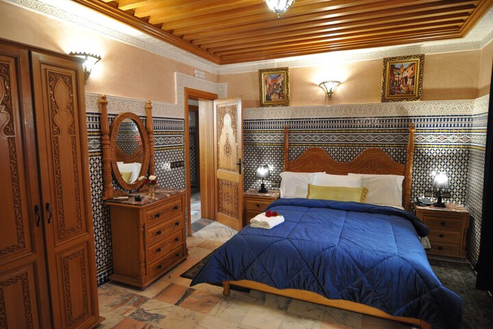 Room 14 of 29