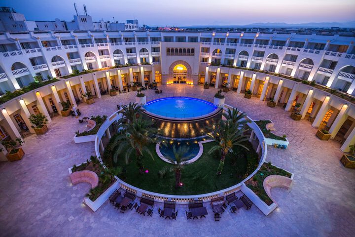 Hotel 63 of 64