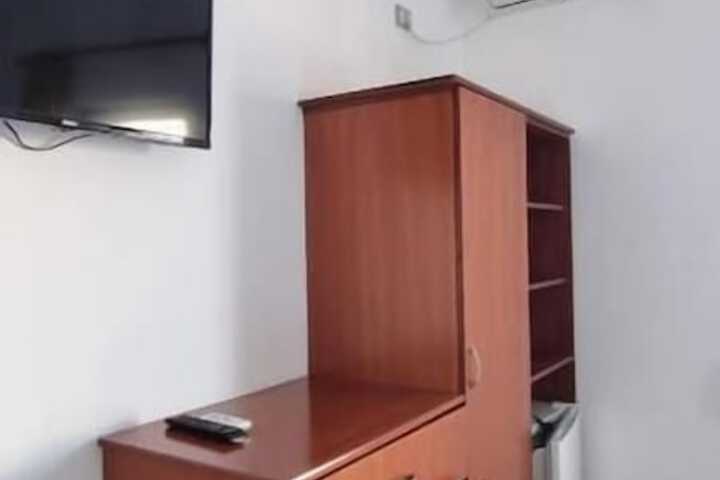Room 21 of 30