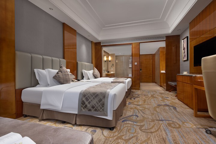 Room 6 of 57