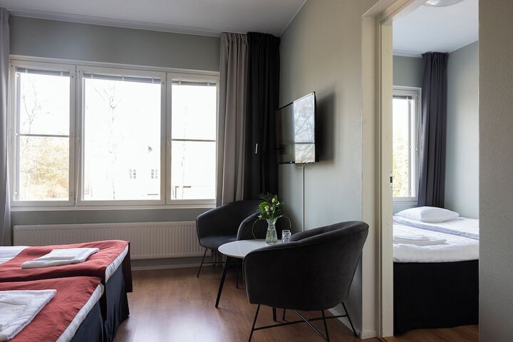 Room 32 of 55